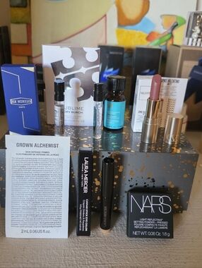 Beauty Samples Bundle